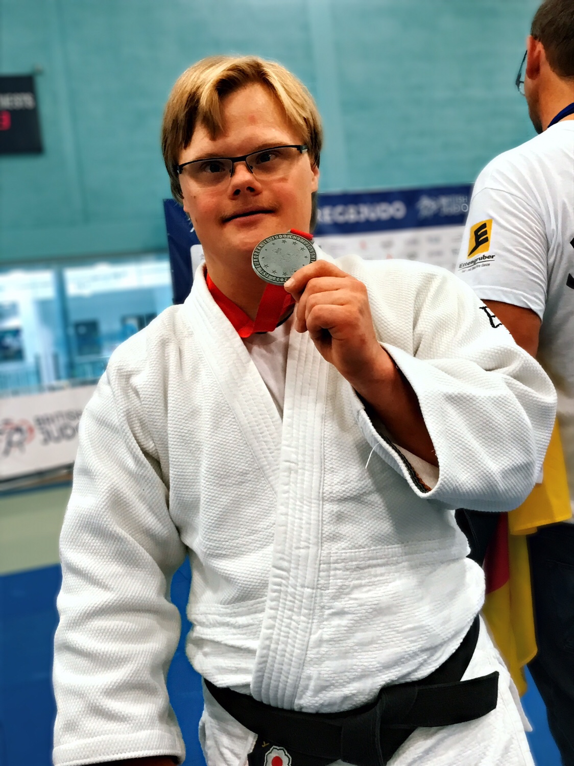 Victor Gdowczok  - Silbermedaille 1. Judo Europameisterschaft  ID-Judo LONDON 